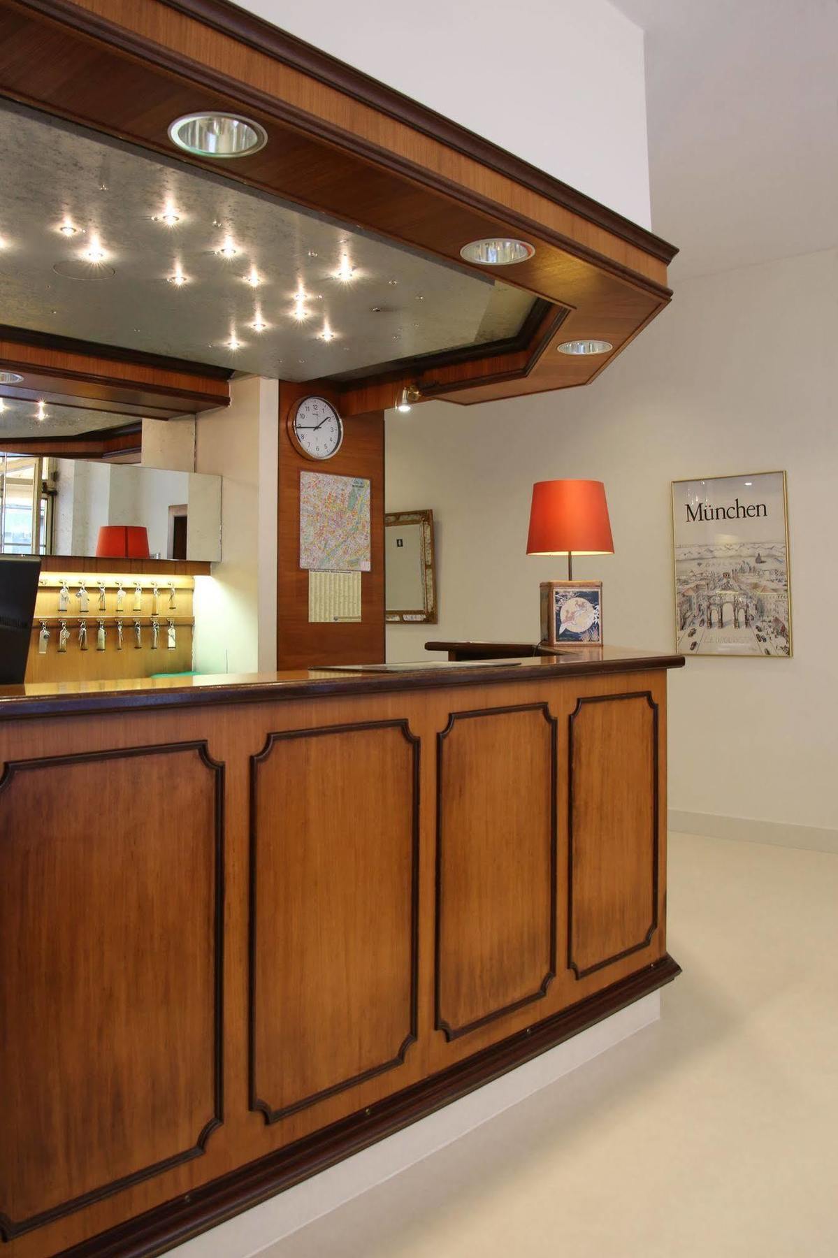 Andi Stadthotel Muenchen Екстер'єр фото